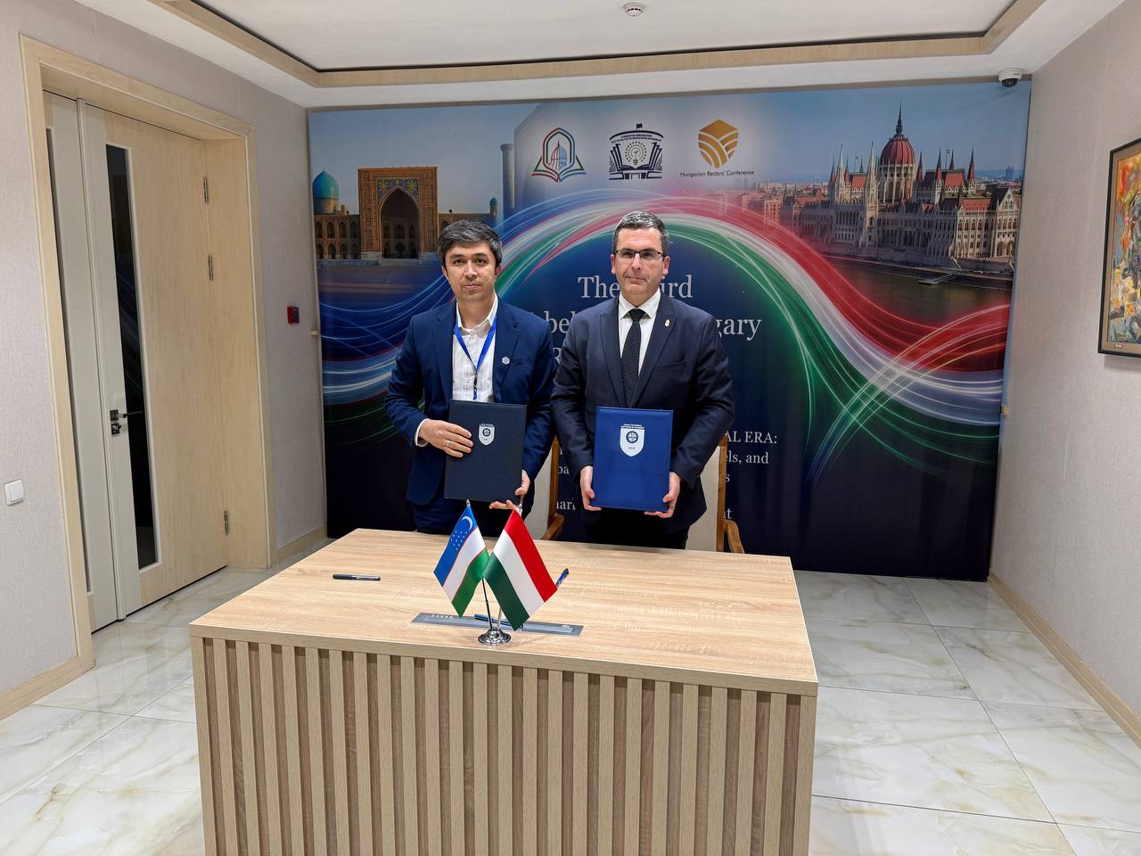 2026-yil 5-mart kuni Samarqand shahridagi Silk Road International University of Tourism and Cultural Heritageda Uzbekistan–Hungary Third Rectors’ Forum bo‘lib o‘tdi.