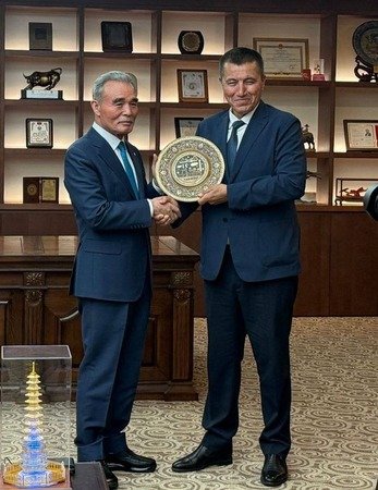 Recently, a delegation led by Professor Alisher Vakhobov, the founder of Kimyo International University in Tashkent (KIUT), paid an official visit to the Republic of Korea