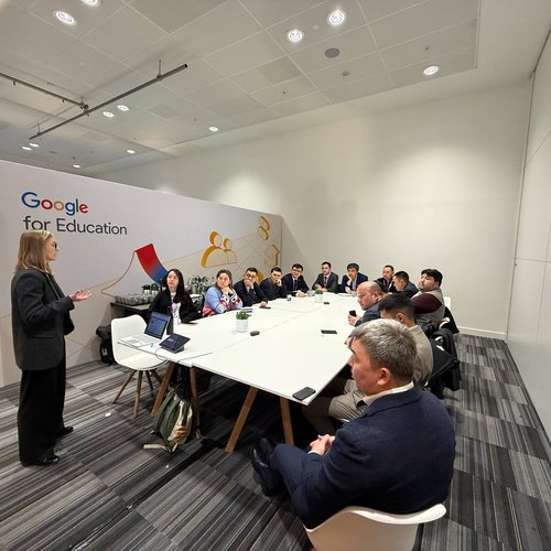 Global trends in digital education and modern technologies were discussed in London.