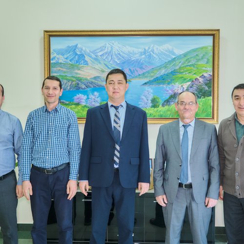 Подписан меморандум о сотрудничестве по реализации научно-исследовательских проектов между Нукусским филиалом Ташкентского университета информационных технологий и Ташкентским международным университетом Кимё