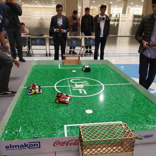 On October 26, the Republican stage of Robo-Football was held at the Yeoju Technical Institute.