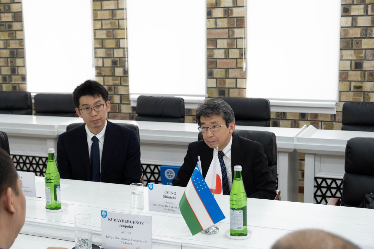 Today, the President of the Gifu College of the National Research Institute of Japan, Prof. Itsuno Shinichi paid an official visit to Kimyo International University in Tashkent