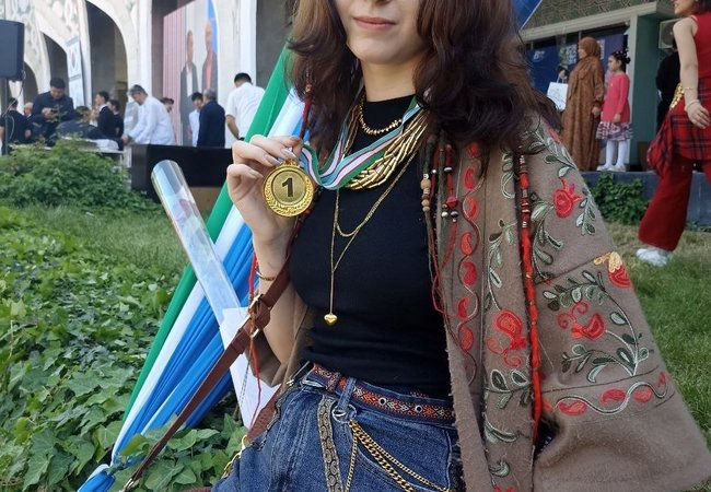 According to the final results of the International Traditional Fine and Applied Arts Festival, students who demonstrated outstanding performance in the Painting direction were awarded gold medals