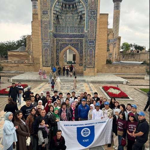 An unforgettable field trip was organized on April 19 of this year for full-time and evening students of the History program