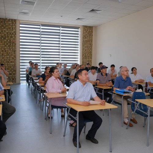 В рамках проекта “Актуальные 90 дней” в Ташкентском международном университете Кимё начала работу инициатива “Летние творческие центры”. Для участия были приглашены всемирно известные учёные