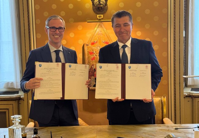 KIUT Delegation Visits the Prestigious University of Pavia in Italy