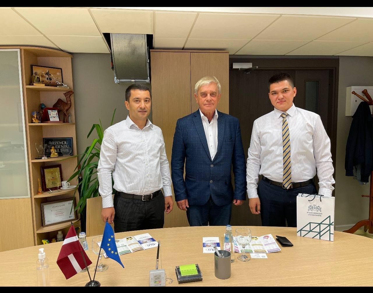 Currently, Farrukh Suleymanov, Head of Human Resources Department, and Abduvahob Vosikov, Deputy Head of Business Management faculty of the Yeoju Technical Institute in Tashkent, are on a working visit abroad