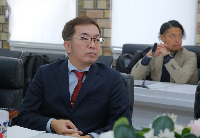 Japanese Delegation at KIUT: Exploring the New Campus and Medical Facilities