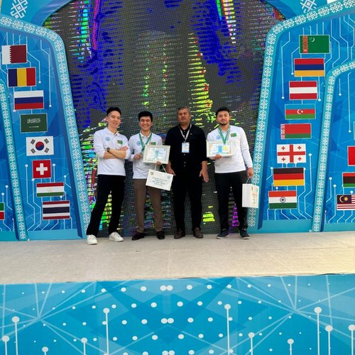 Студенты Ташкентского международного университета Кимё завоевали 1 золотую и 1 серебряную медали на «II OIOIUS-2024 –Открытая международная олимпиада по информатике».