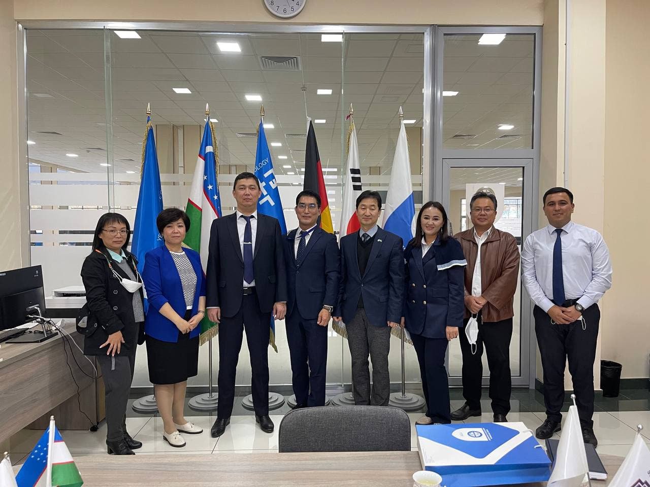 Peng Joo Man, director of the Education Center of the Republic of Korea, visited the Yeoju Technical Institute in Tashkent Peng Joo Man, director of the Education Center of the Republic of Korea, visited the Yeoju Technical Institute in Tashkent