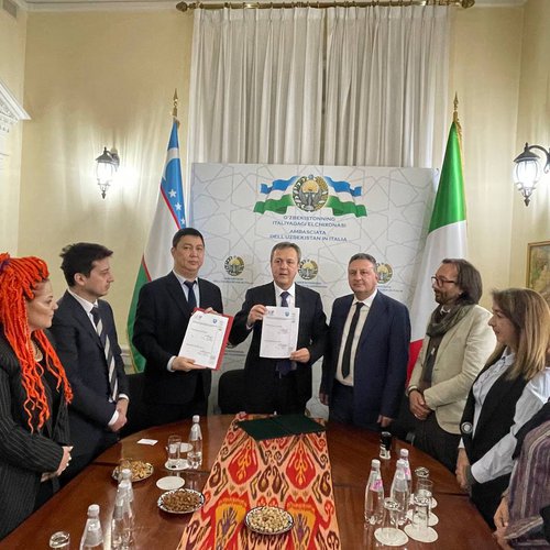 20 января 2023 года в Посольстве Узбекистана в Италии был подписан меморандум о сотрудничестве между Ташкентским международным университетом Кимё и Пескараским европейским университетом дизайна