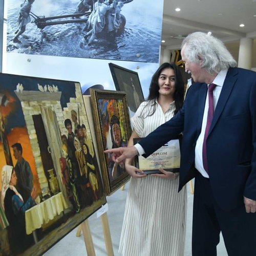 Winners of the "World War II in Memories" Contest Honored at the "Glory and Honor" Museum