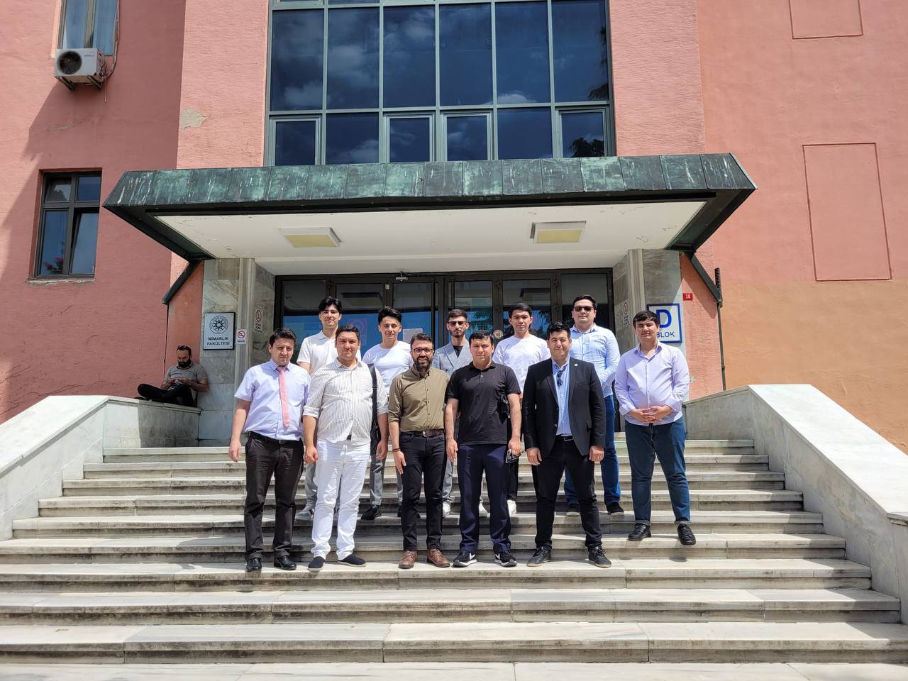 Our students studying at the Yildiz Technical University in Turkey under the 3 + 1 program successfully defended their projects before a special commission
