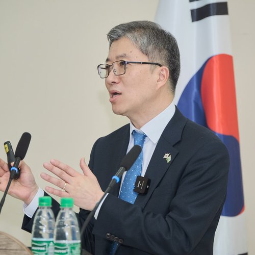 Посол Республики Корея в Узбекистане Ким Хи Сан посетил Международный университет Кимё в г. Ташкенте